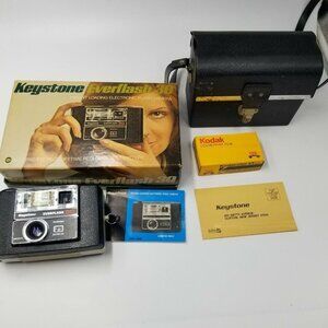 Vintage Keystone Everflash 30 Instant Electronic Flash Camera 24 EXP VR 200 Film
